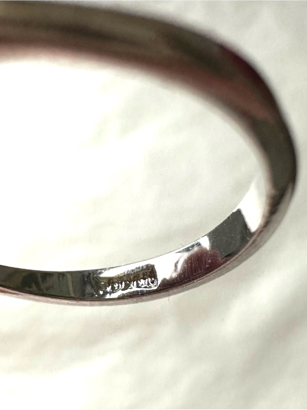 Everdiam 3 Stone Ring - Picture 5 of 8